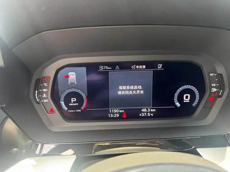 Audi A3 2023 Sportback 35 TFSI Fashion Sport — миниатюра 9