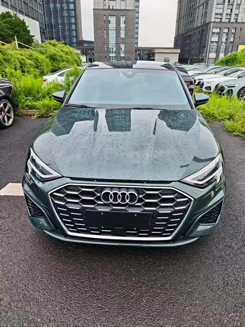 Audi A3 2023 Sportback 35 TFSI Fashion Sport — миниатюра 2
