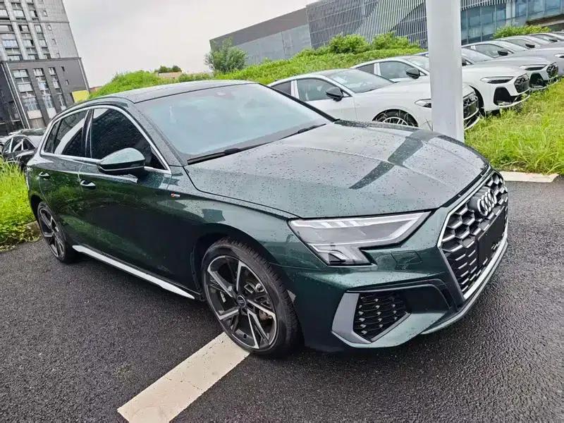 Audi A3 2023 Sportback 35 TFSI Fashion Sport — миниатюра 3