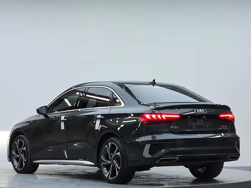 2022 Audi A3 A3L Limousine 35 TFSI Luxury Sport — миниатюра 5