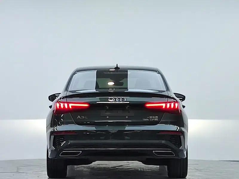2022 Audi A3 A3L Limousine 35 TFSI Luxury Sport — миниатюра 6