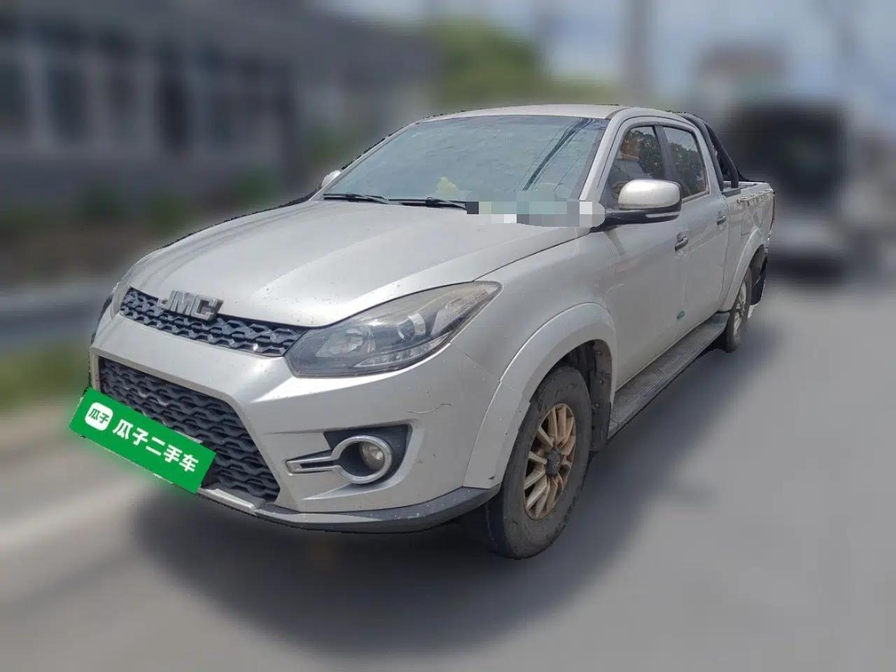 JMC Yuhu 3 2018 2.5T Diesel Two-Wheel Drive Advanced Version with Long Wheelbase — миниатюра 1