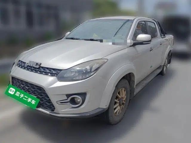 JMC Yuhu 3 2018 2.5T Diesel Two-Wheel Drive Advanced Version with Long Wheelbase