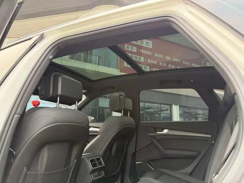 Audi Q5L 2023 40T Luxury Dynamic — миниатюра 17