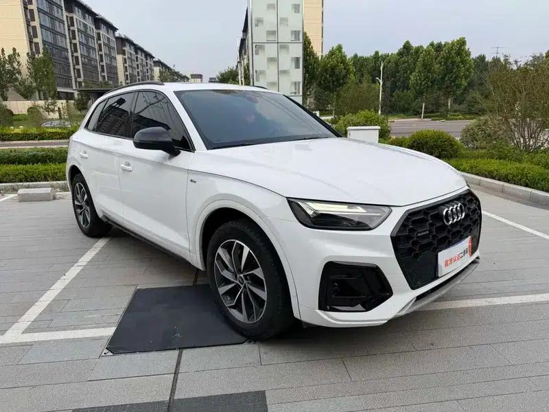 Audi Q5L 2023 40T Luxury Dynamic — миниатюра 3