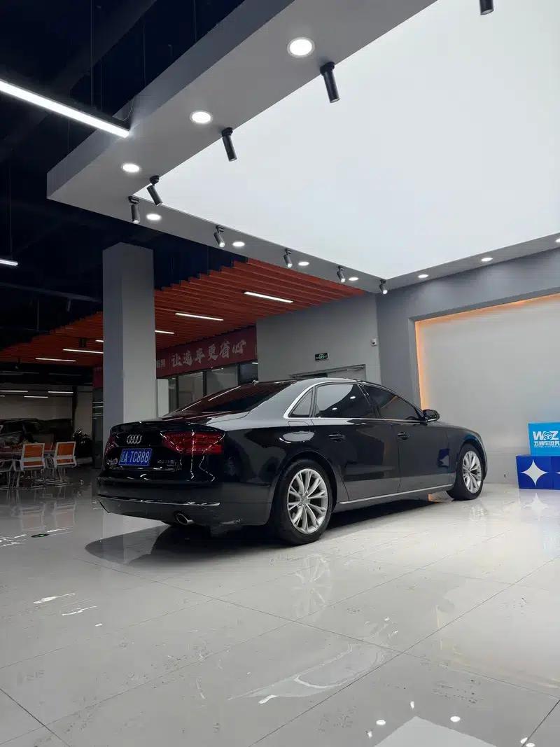 2013 Audi A8 A8L 45 TFSI quattro Luxury — миниатюра 5
