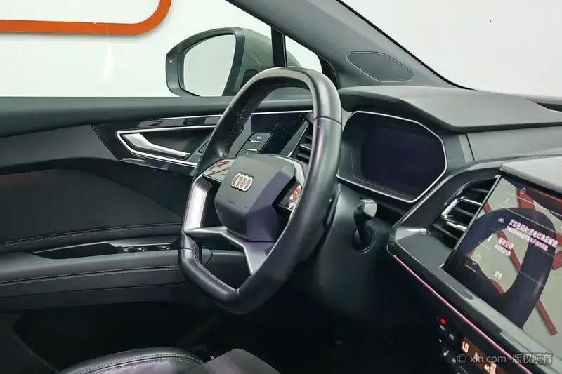 Audi Q4 e-tron 2023 Model 40 e-tron Trailblazer — миниатюра 17
