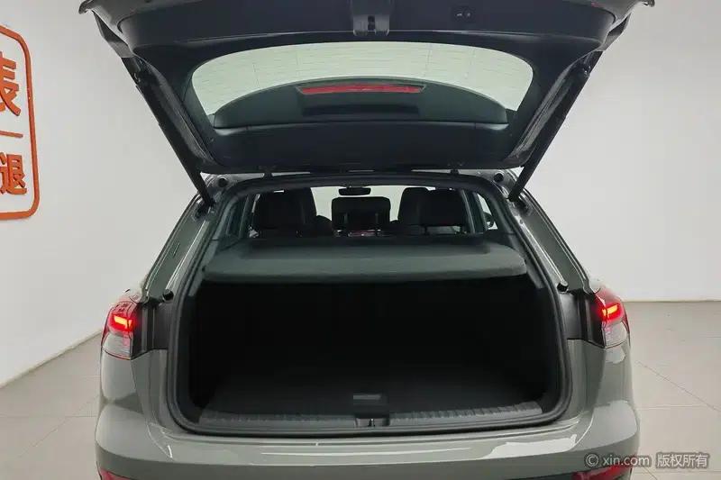 Audi Q4 e-tron 2023 Model 40 e-tron Trailblazer — миниатюра 23