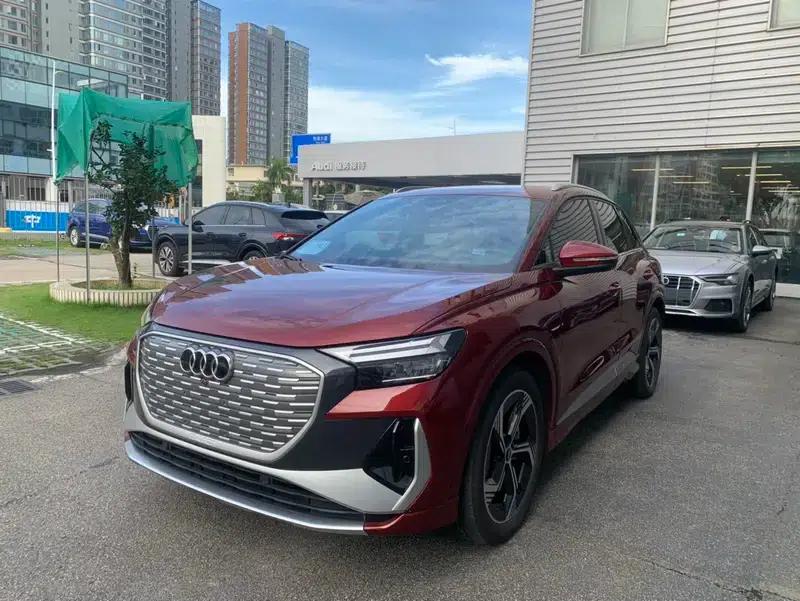 Audi Q4 e-tron 2023 Model 40 e-tron Trailblazer — миниатюра 1