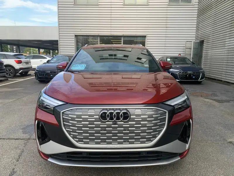 Audi Q4 e-tron 2023 Model 40 e-tron Trailblazer — миниатюра 2