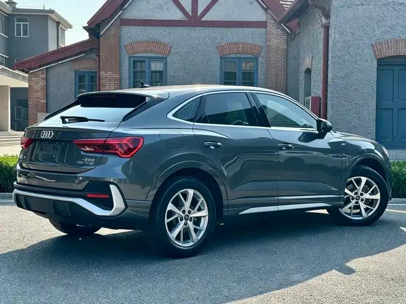 Audi Q3 Sportback 2022 35 TFSI Progressive — миниатюра 6