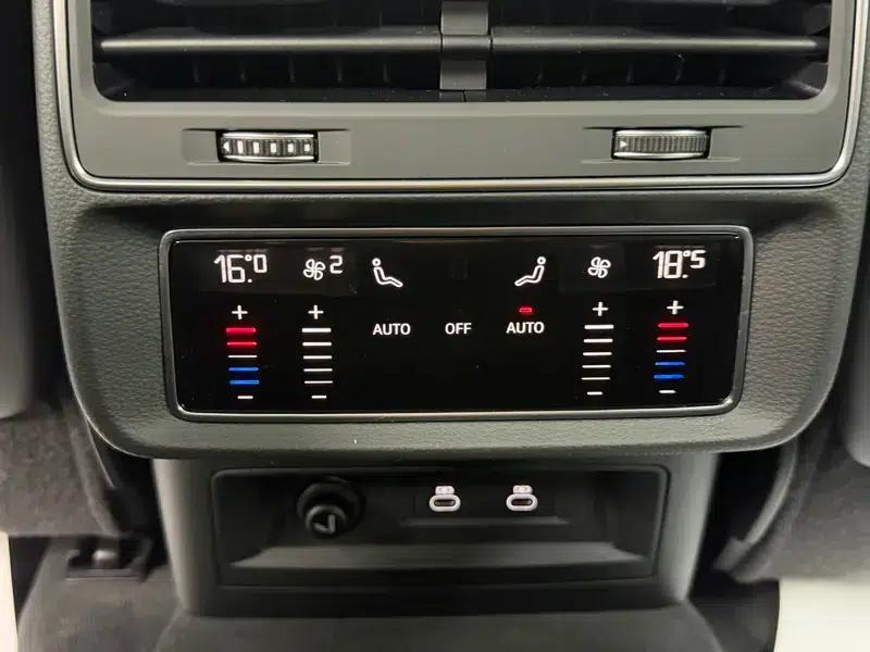 Audi Q8 2023 55 TFSI Luxury Dynamic — миниатюра 13