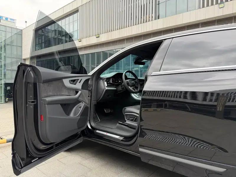 Audi Q8 2019 55 TFSI Dynamic Edition — миниатюра 27