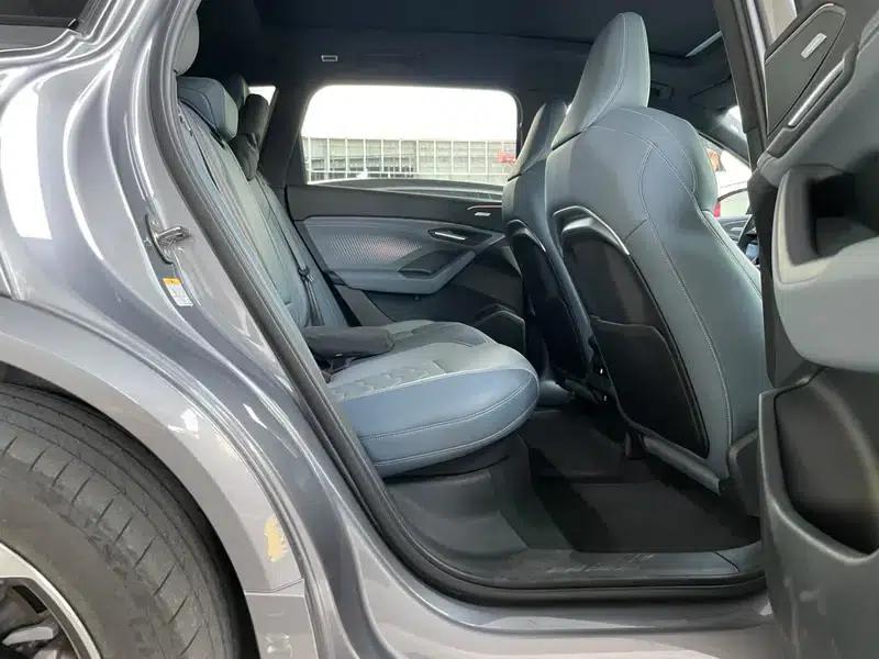 Audi Q6L e-tron 2026 First Edition — миниатюра 13