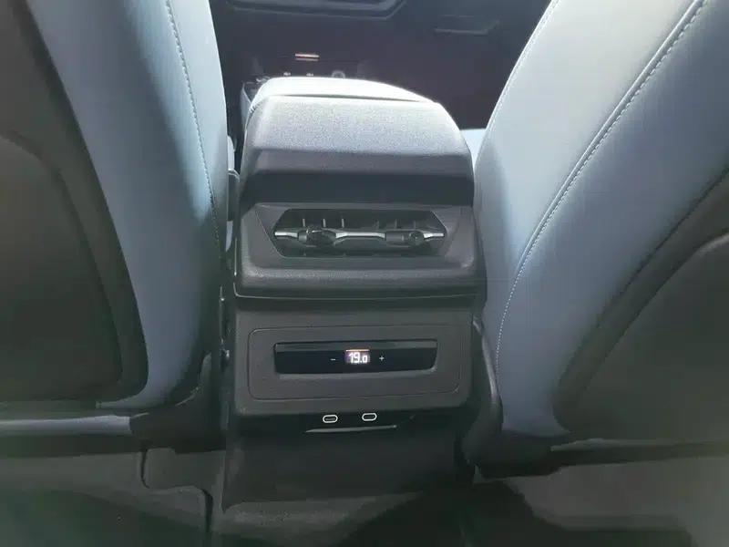 Audi Q6L e-tron 2026 First Edition — миниатюра 15