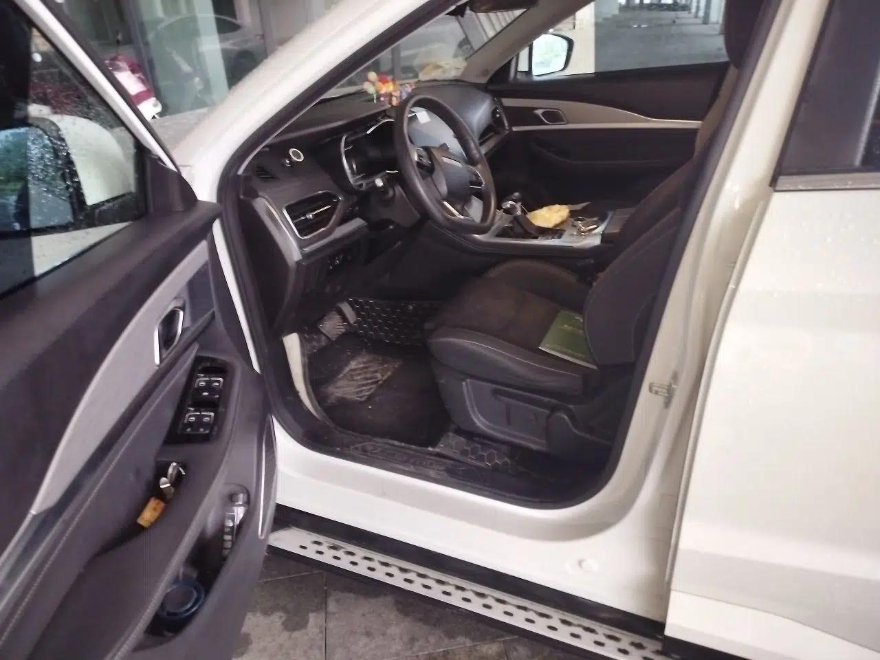 JETOUR X70 2020 1.5T DCT Comfort Edition 6 Seats — миниатюра 16