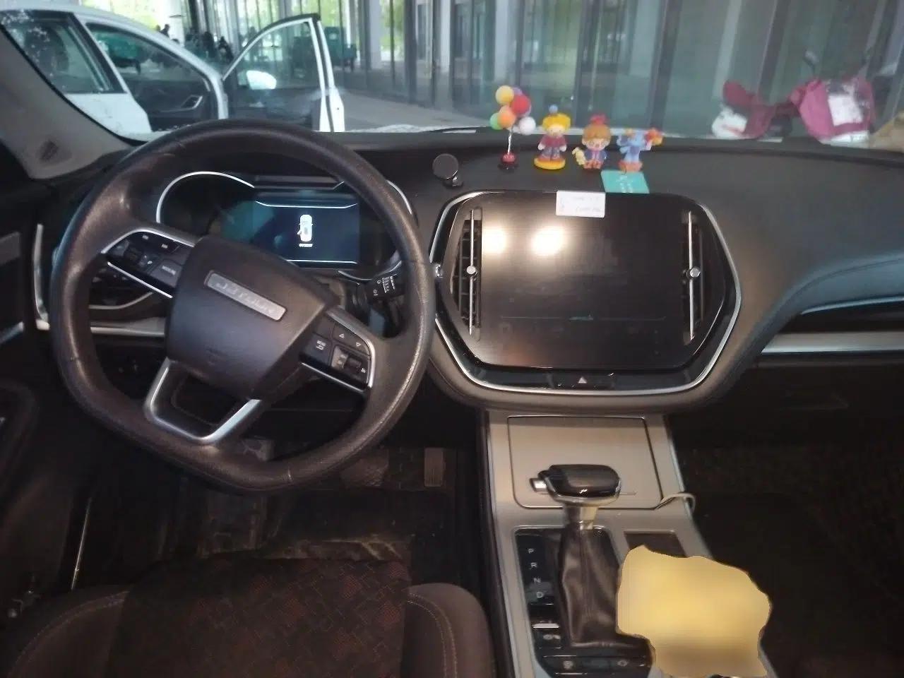 JETOUR X70 2020 1.5T DCT Comfort Edition 6 Seats — миниатюра 9
