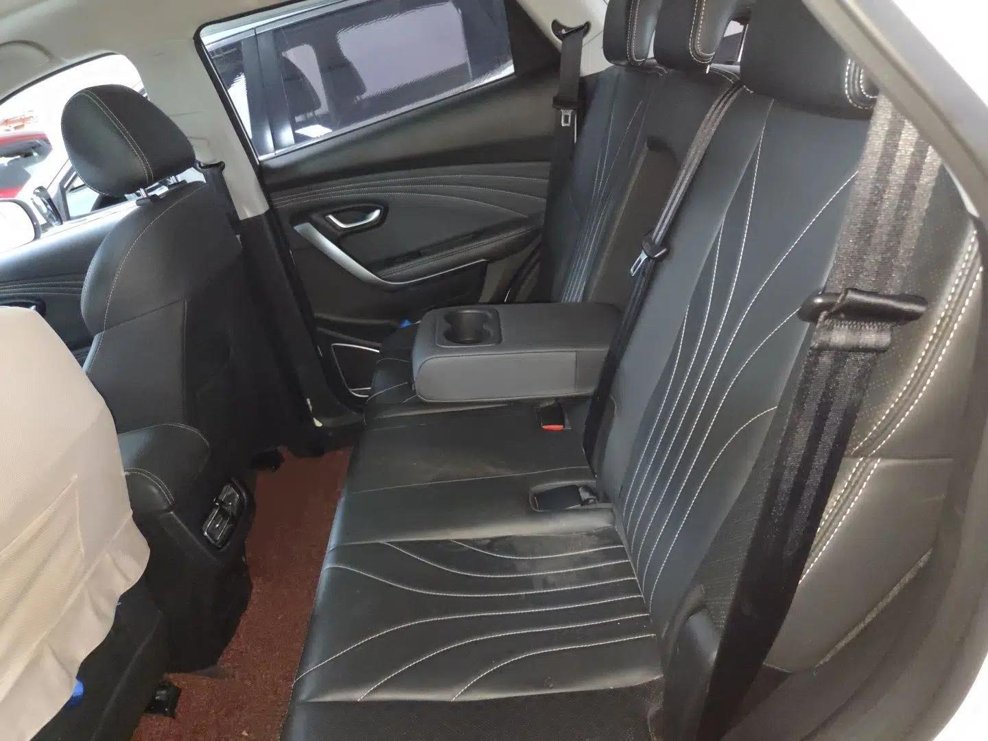 JETOUR X70 2018 1.5T Manual Smart Drive Edition — миниатюра 17