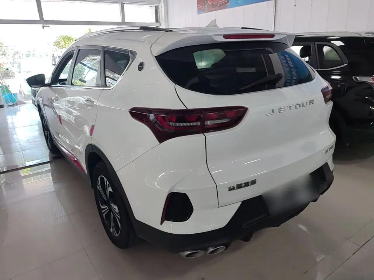 JETOUR X70 2023 1.5T DCT Beyond PRO Edition 5-Seater — миниатюра 4