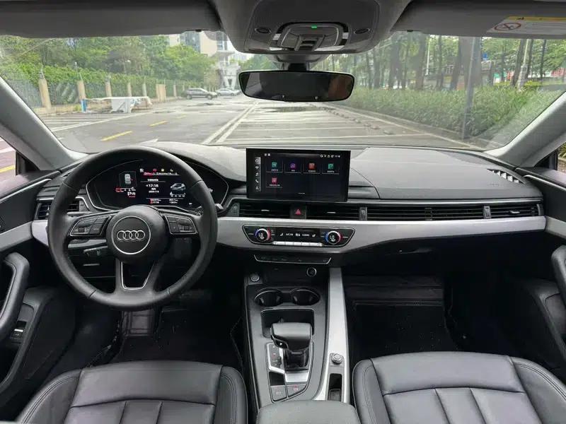 Audi A5 2021 Sportback 40 TFSI Fashionable Elegant Model — миниатюра 6