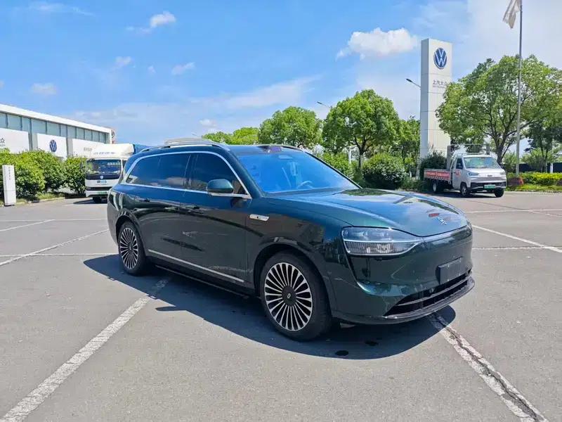 Wenjie M9 2024 Ultra Range Extended 6-Seater — миниатюра 3