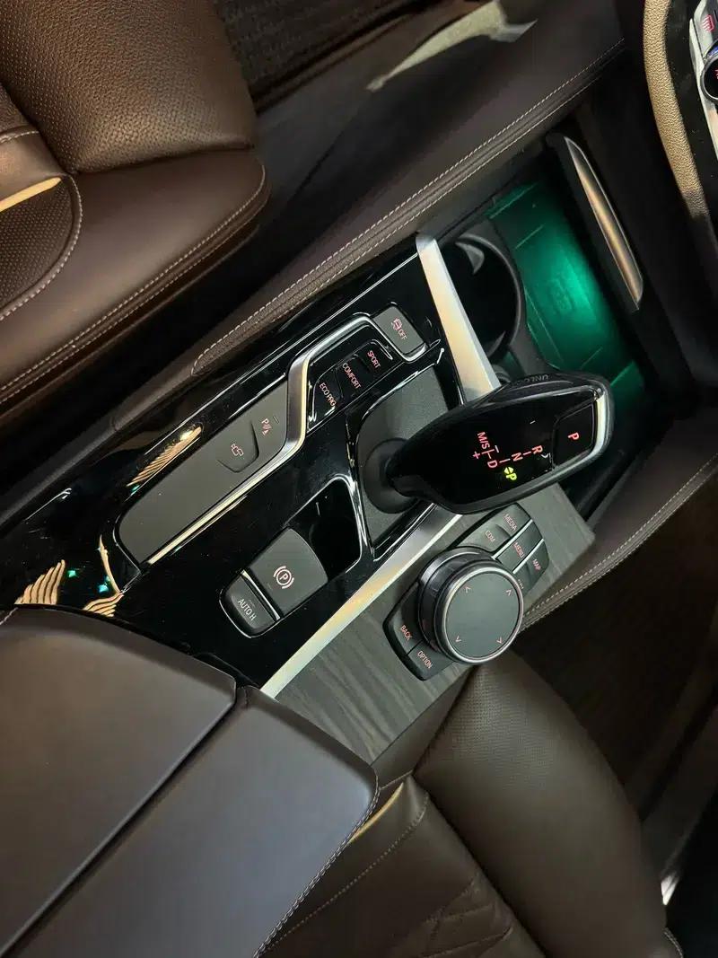 BMW 5 Series 2020 530Li Luxury Package — миниатюра 12