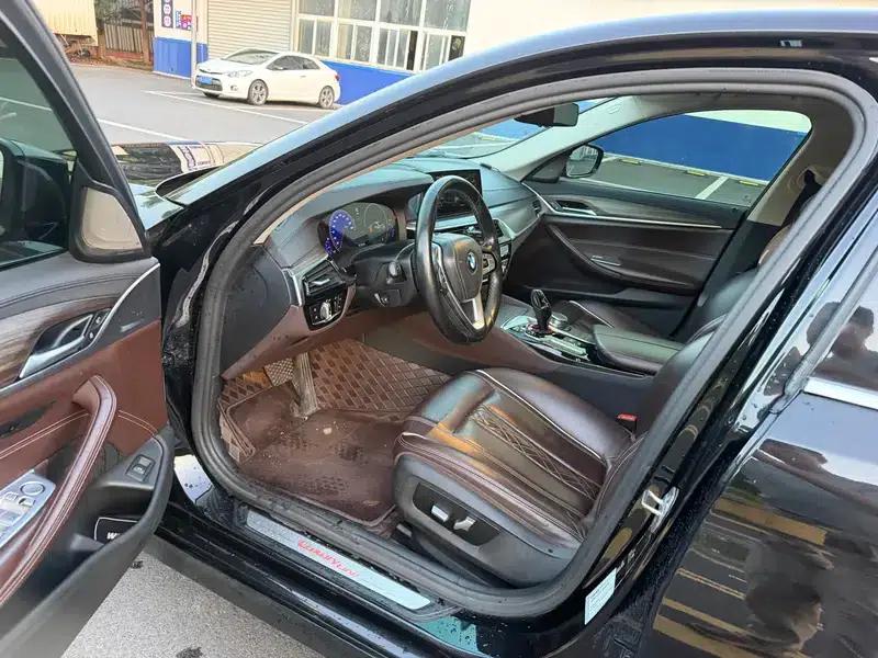BMW 5 Series 2019 530Li Leading Luxury Package — миниатюра 15