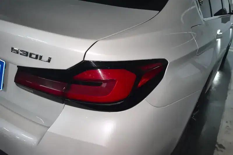 2022 BMW 5 Series Facelift 530Li Leading Edition M Sport Package — миниатюра 11