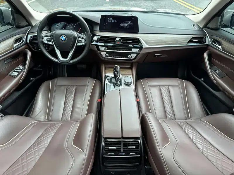 2018 BMW 5 Series Facelift 530Li Leading Luxury Package — миниатюра 15