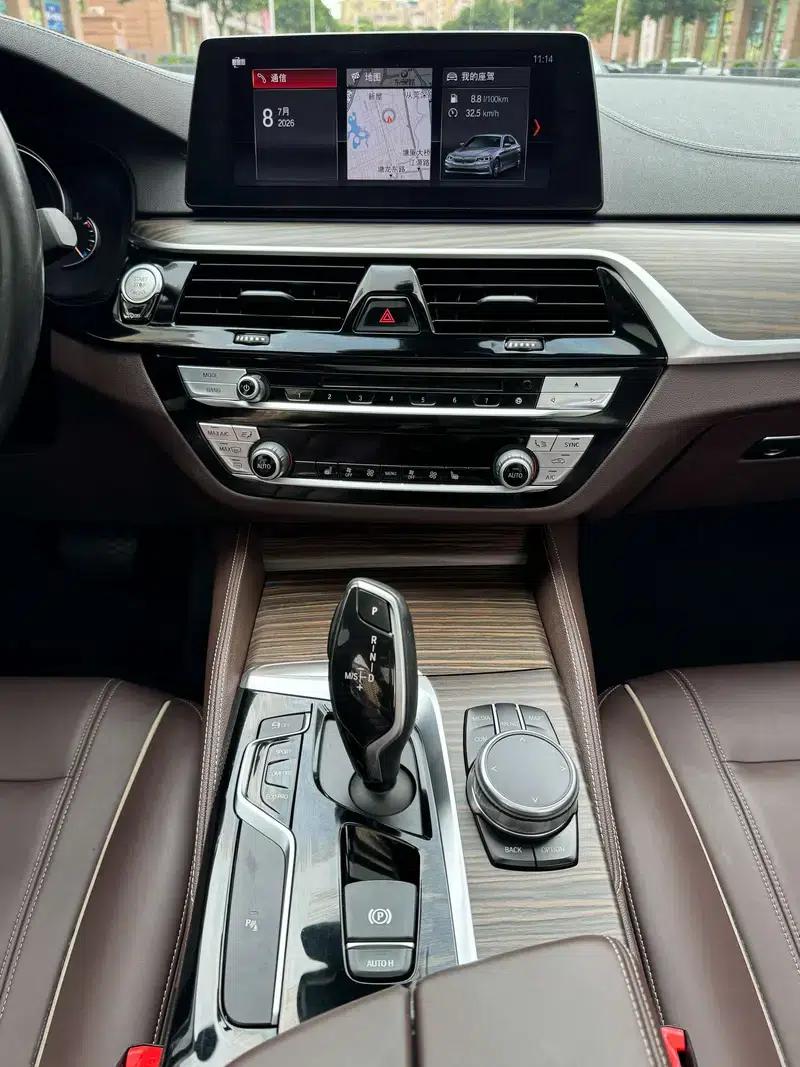 2018 BMW 5 Series Facelift 530Li Leading Luxury Package — миниатюра 16