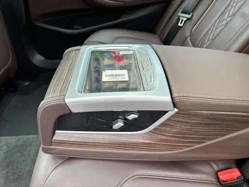 2018 BMW 5 Series Facelift 530Li Leading Luxury Package — миниатюра 26