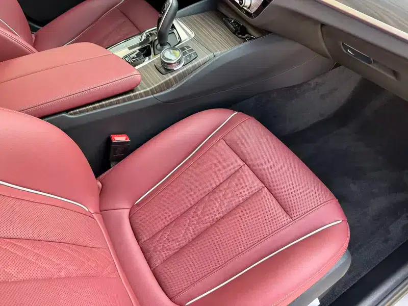 2023 BMW 5 Series 530Li Leading Luxury Package — миниатюра 12