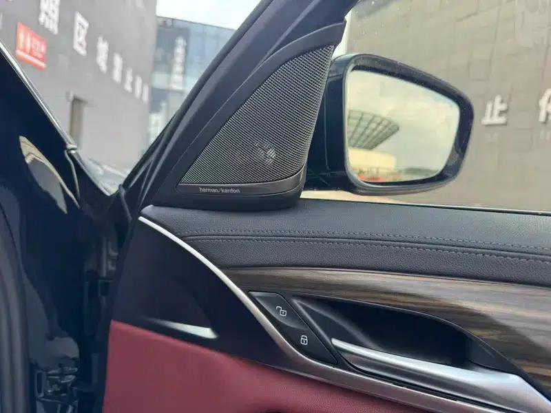 2023 BMW 5 Series 530Li Leading Luxury Package — миниатюра 14