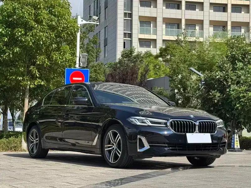 2023 BMW 5 Series 530Li Leading Luxury Package — миниатюра 3