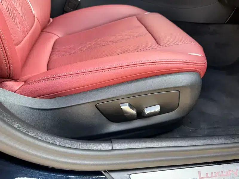 2023 BMW 5 Series 530Li Leading Luxury Package — миниатюра 27