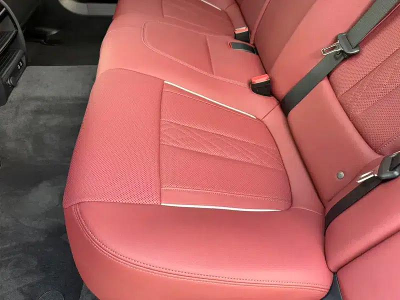 2023 BMW 5 Series 530Li Leading Luxury Package — миниатюра 34