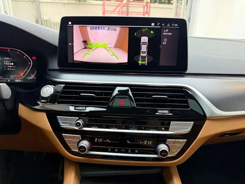 BMW 5 Series (Imported) 2021 525i M Sport Package — миниатюра 14
