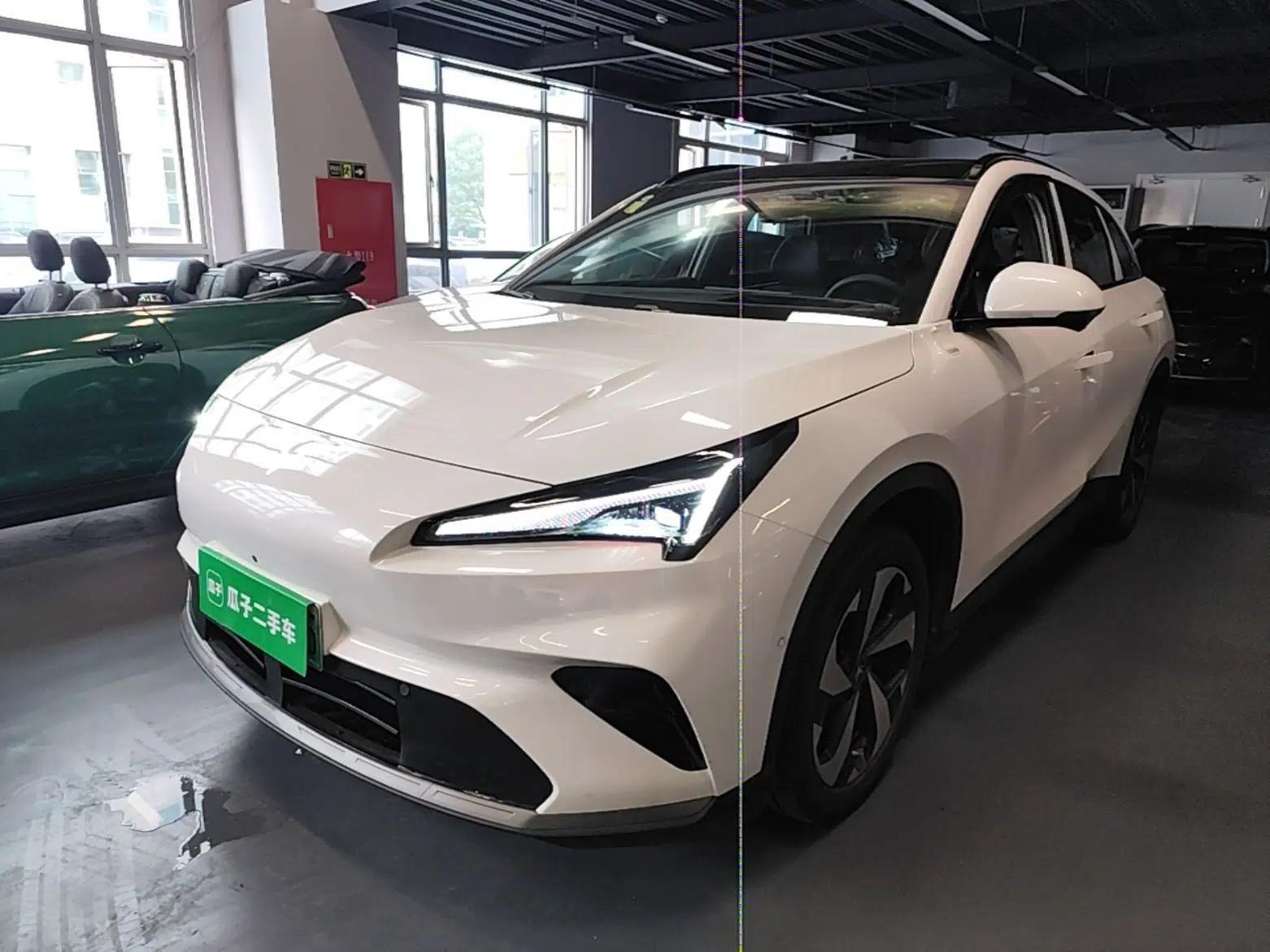 ARCFOX Alpha T5 2026 Model Pure Electric 560 Yuanjing Smart Driving Version — миниатюра 1