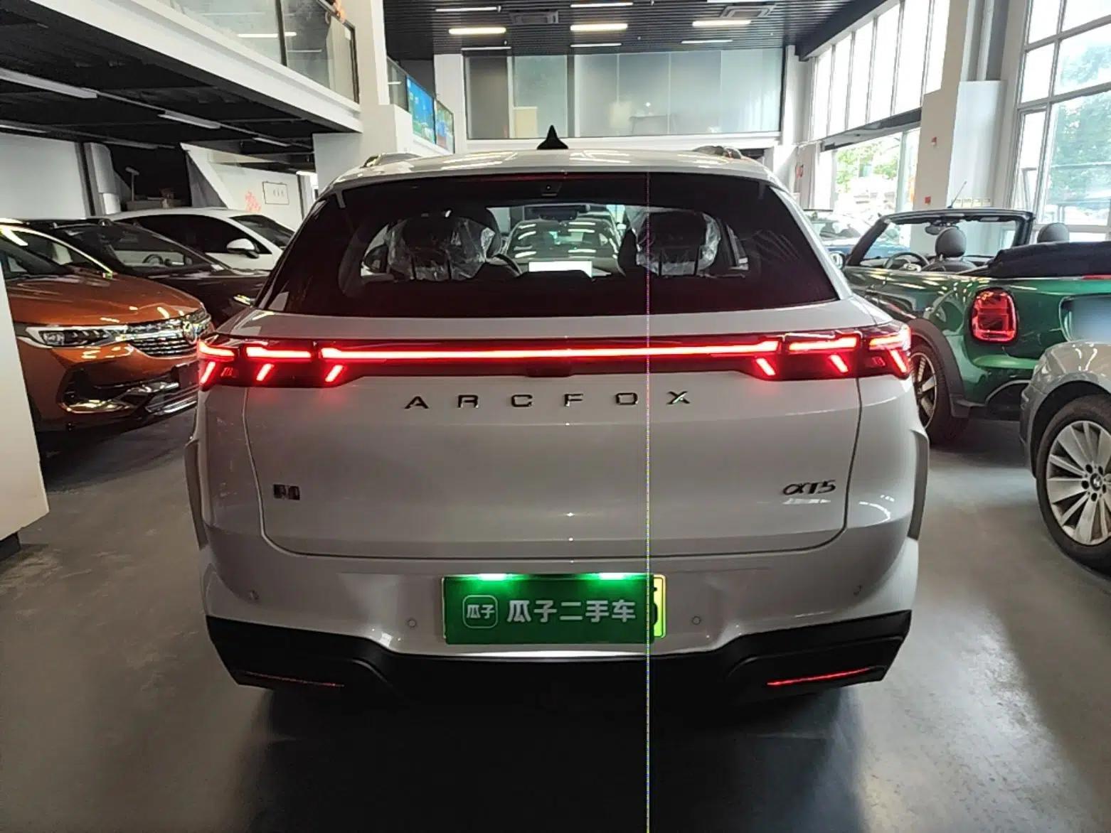 ARCFOX Alpha T5 2026 Model Pure Electric 560 Yuanjing Smart Driving Version — миниатюра 5