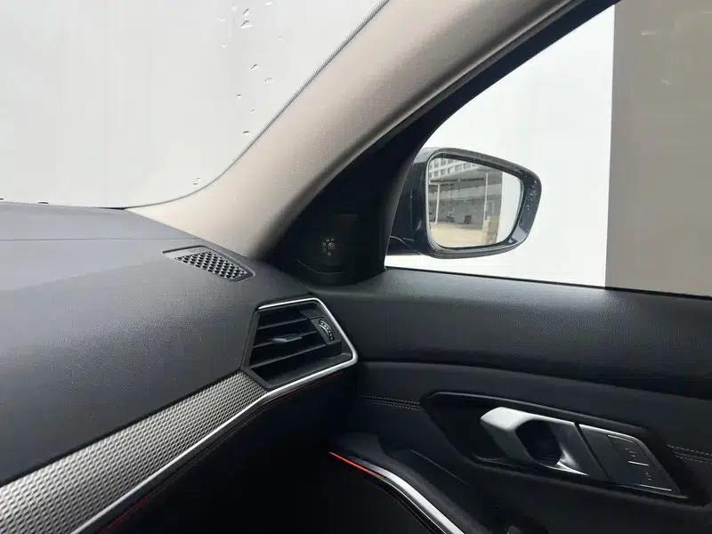 2021 BMW 3 Series 325Li M Sport Shadow Edition — миниатюра 10