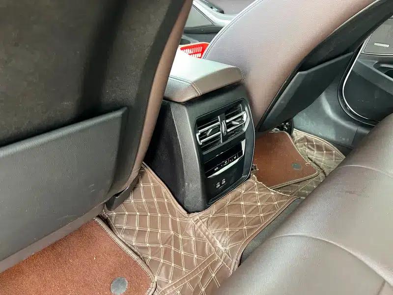 2020 BMW 3 Series Facelift 325i M Sport Shadow Edition — миниатюра 11