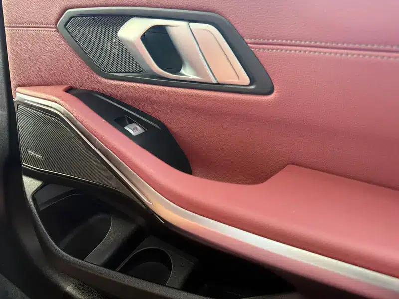 2022 BMW 3 Series 325Li M Sport Shadow Edition — миниатюра 11