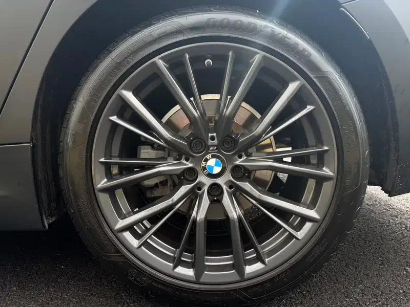 2022 BMW 3 Series 325Li M Sport Shadow Edition — миниатюра 12