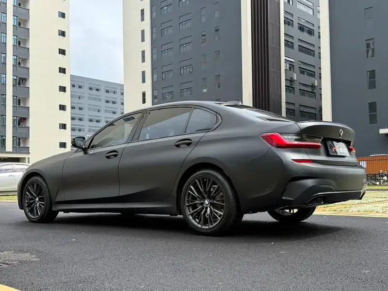 2022 BMW 3 Series 325Li M Sport Shadow Edition — миниатюра 5