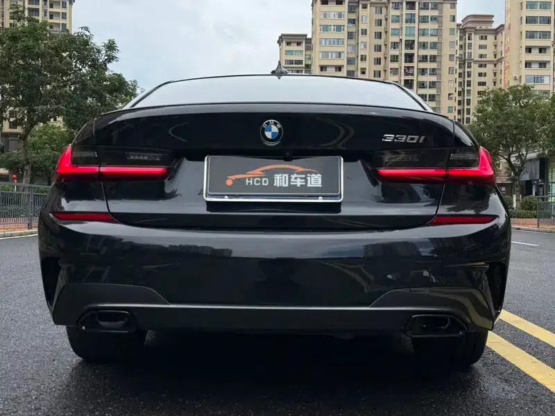 2020 BMW 3 Series 330i M Sport Shadow Edition — миниатюра 5