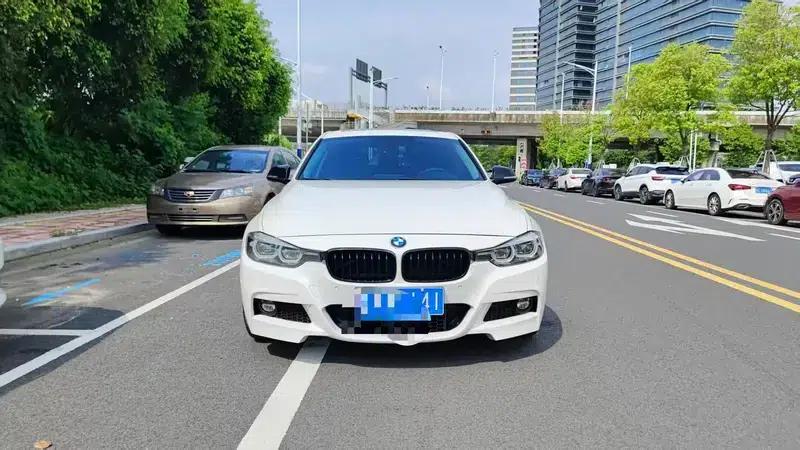 2018 BMW 3 Series 320Li Leading M Sport Package — миниатюра 2