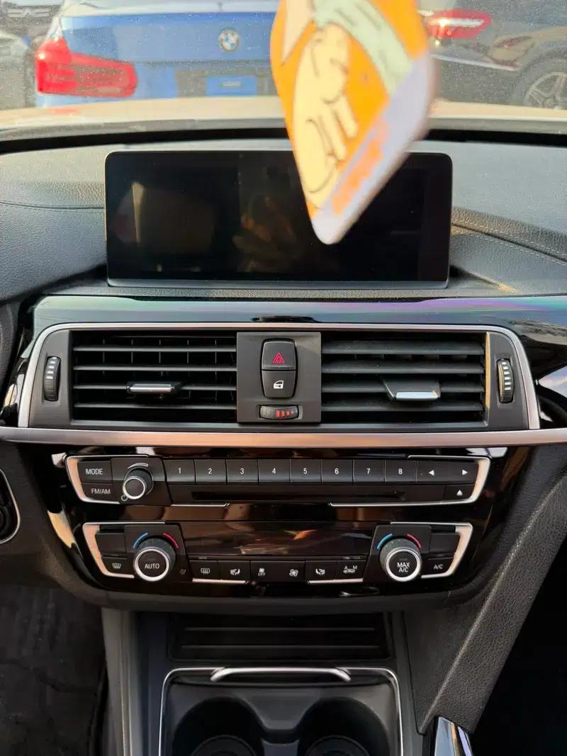 BMW 3 Series 2019 320Li Fashion Edition — миниатюра 12