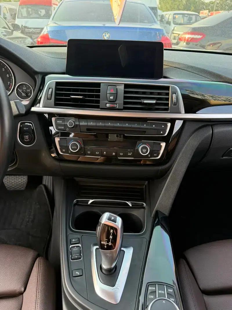BMW 3 Series 2019 320Li Fashion Edition — миниатюра 9