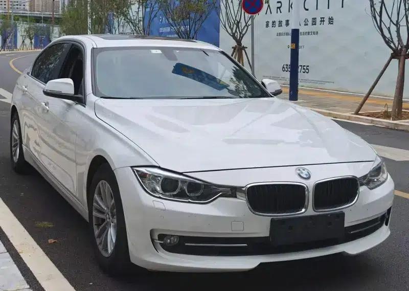 2014 BMW 3 Series 320i M Fashion — миниатюра 3