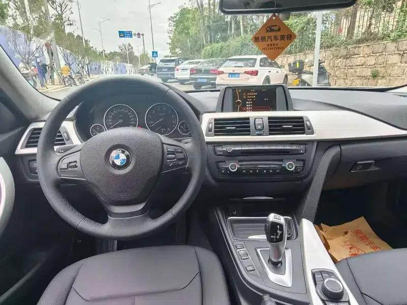 2014 BMW 3 Series 320i M Fashion — миниатюра 7